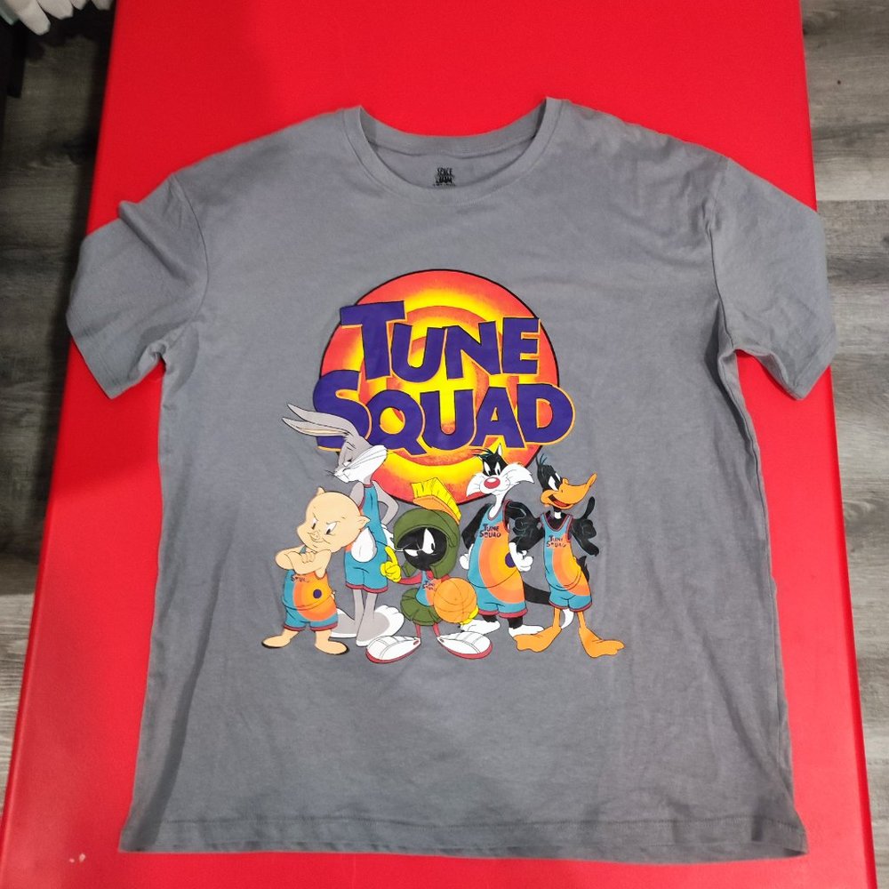 Aeropostale Space Jam Tune Squad T-shirt men's size M Grey With Graphic Design